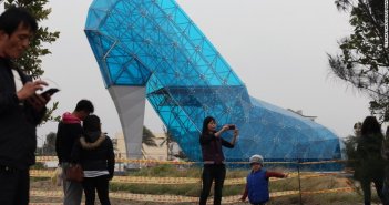 Taiwan is building a church and it's a giant glass shoe