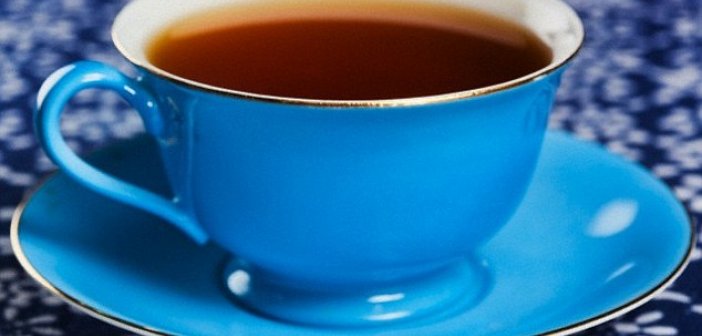 How drinking TEA can keep your bones strong