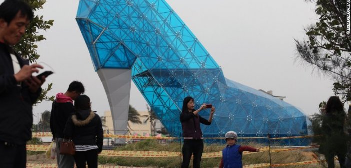 Taiwan is building a church and it's a giant glass shoe