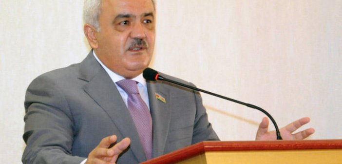 Rövnəq Abdullayev qaz qiymətlərindən danışdı: “Hələ ki dözürük...”