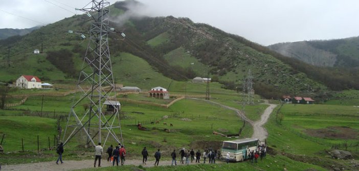 Altıağaca yol çəkilir