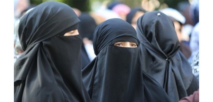 Niqab istehsalı və satışına qadağa qoyuldu