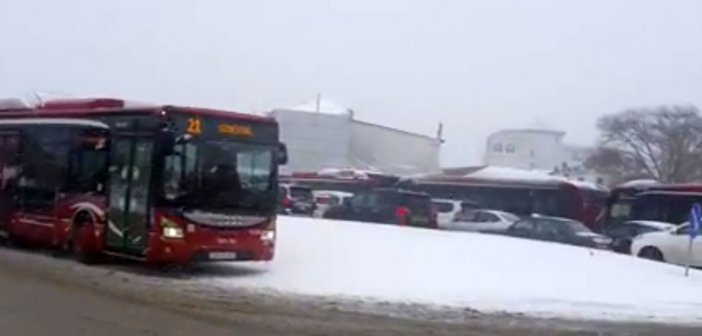 “BakuBus” gecikdi, sərnişinlər yolda qaldı - VİDEO